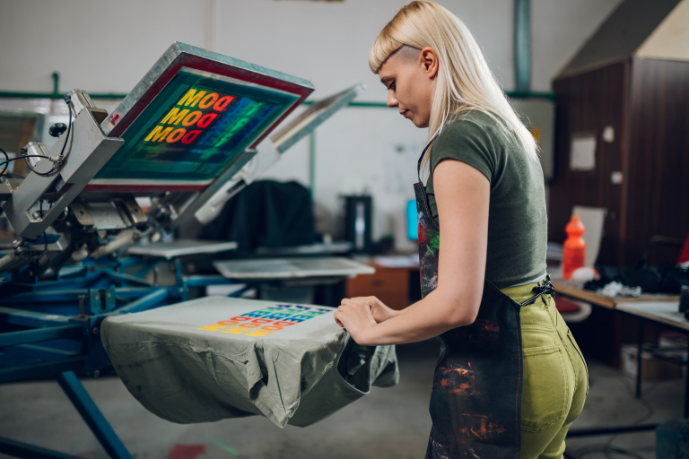 Screen printing, textile worker