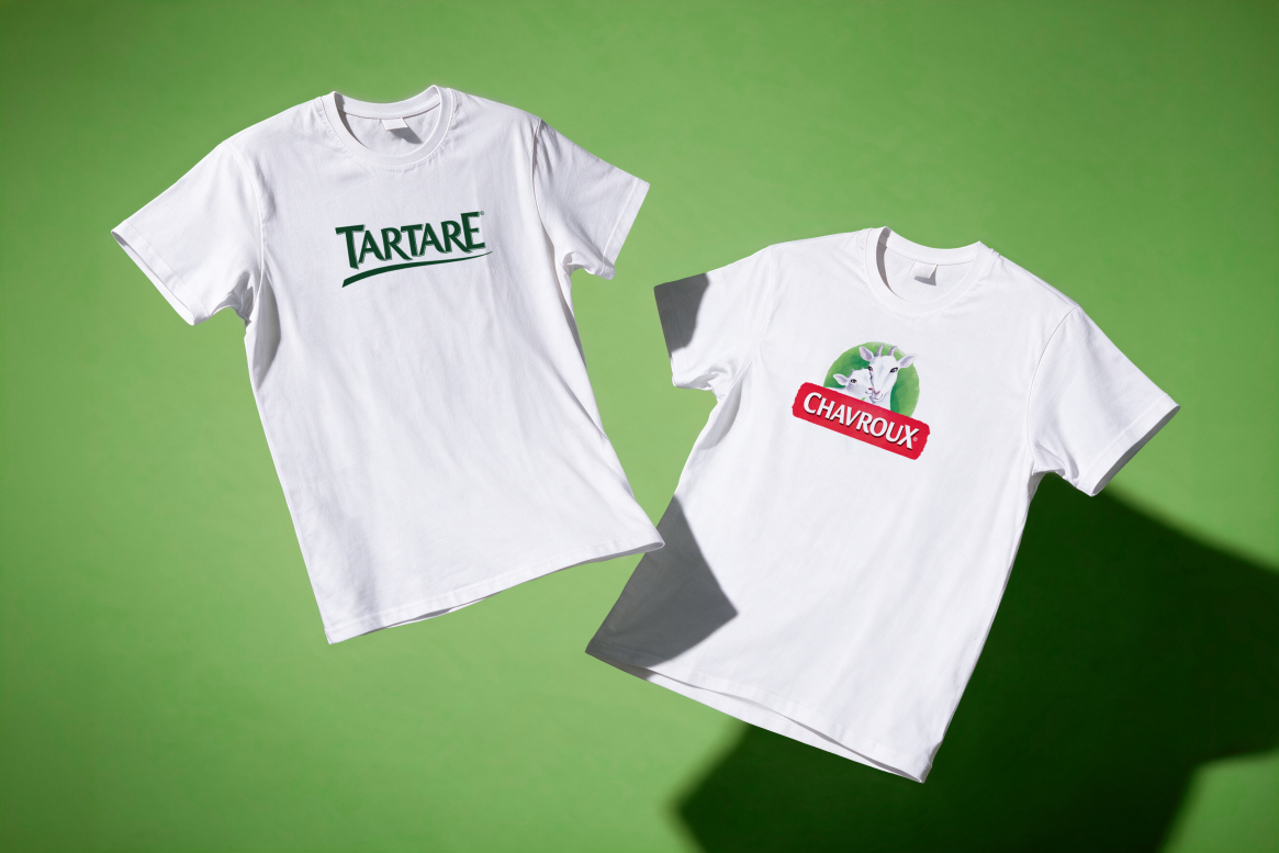 T-shirts blancs avec les logos Tartare et Chavroux