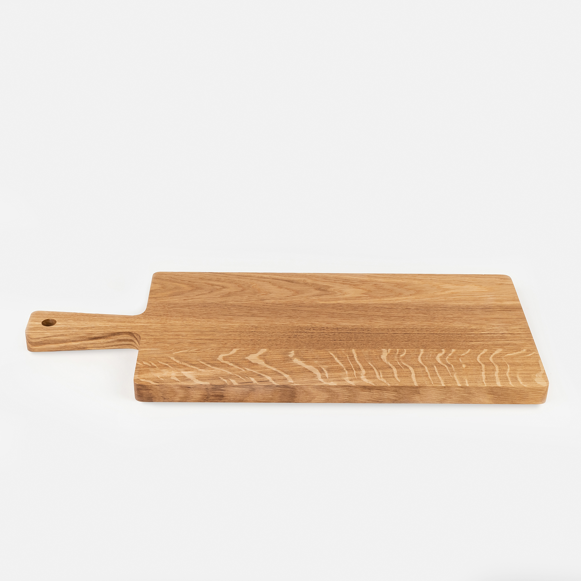 Cutting board made of FSC oak wood with hanging hole Made in EU