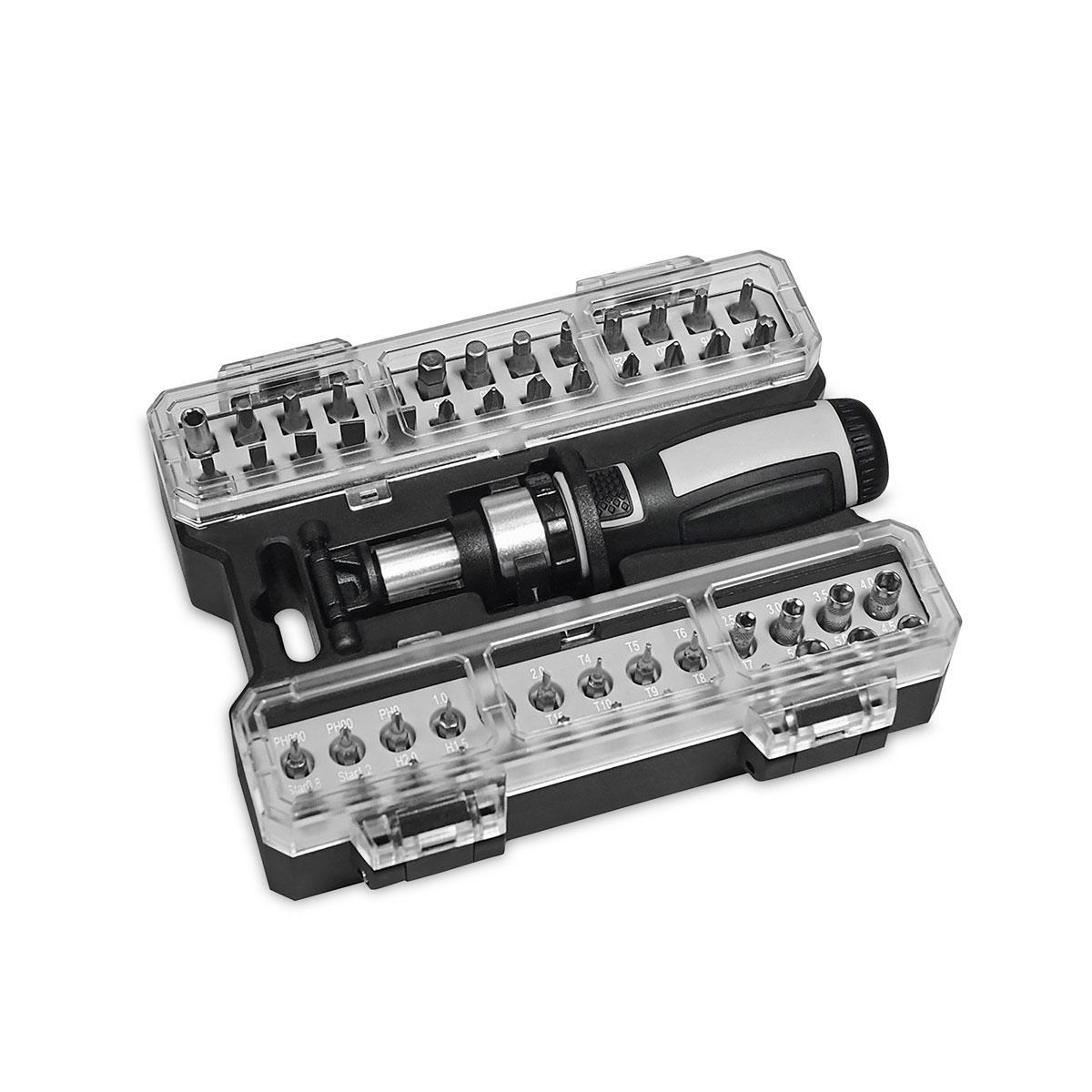 Bit-Set mit 44 Bits, 7 Stecknüssen und Adapter