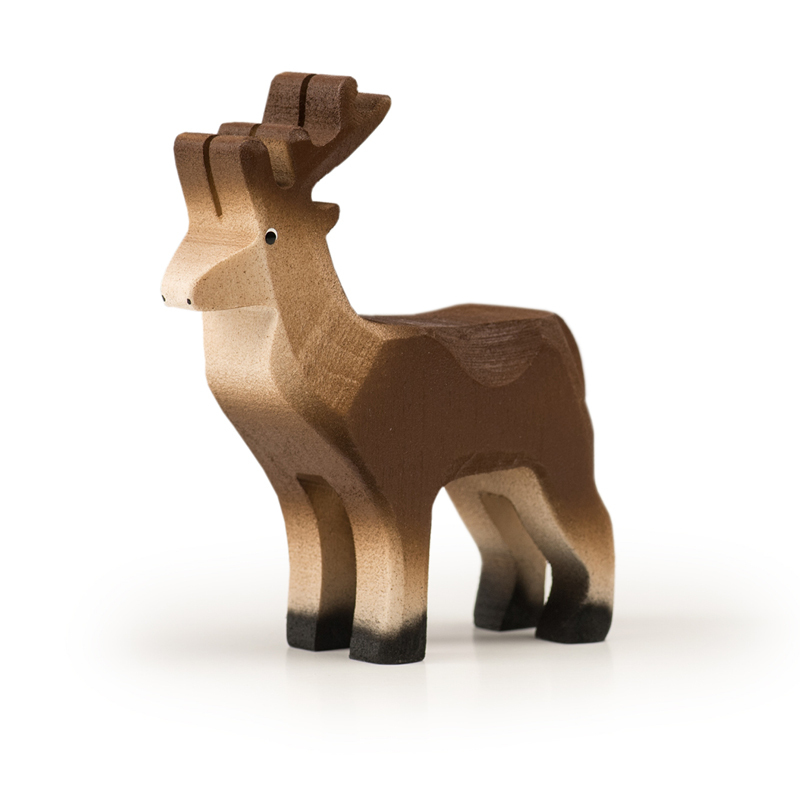 Trauffer Hirsch aus FSC-Lindenholz Swiss Made handgefertigt
