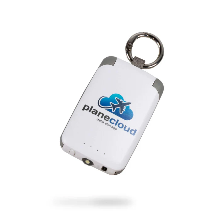 Powerbank Schlüsselanhänger aus Kunststoff mit integrierten Ladekabeln 2.000 mAh