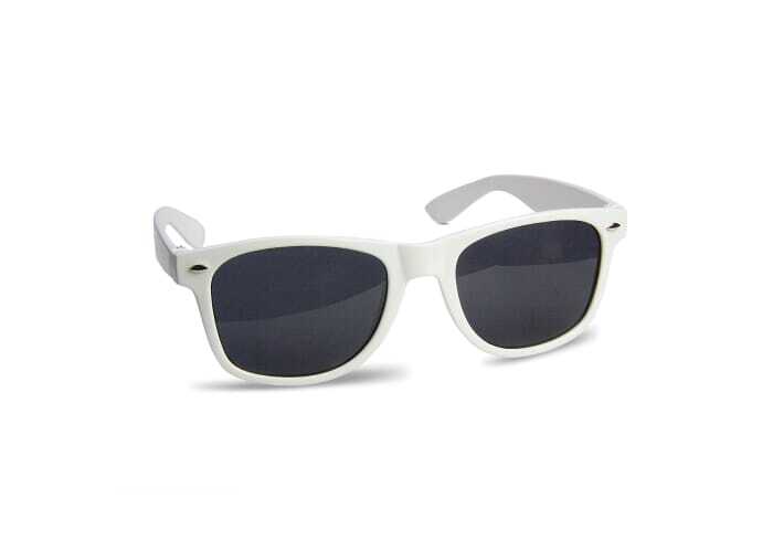 Polycarbonate/AC sunglasses with UV 400 protection in bright colors