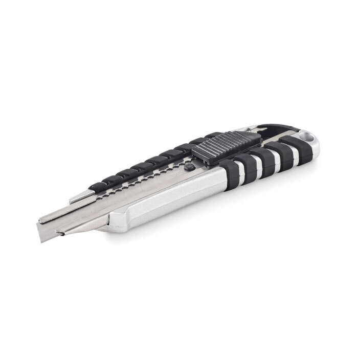 Cardboard knife made of aluminum with 8 carbon steel blades