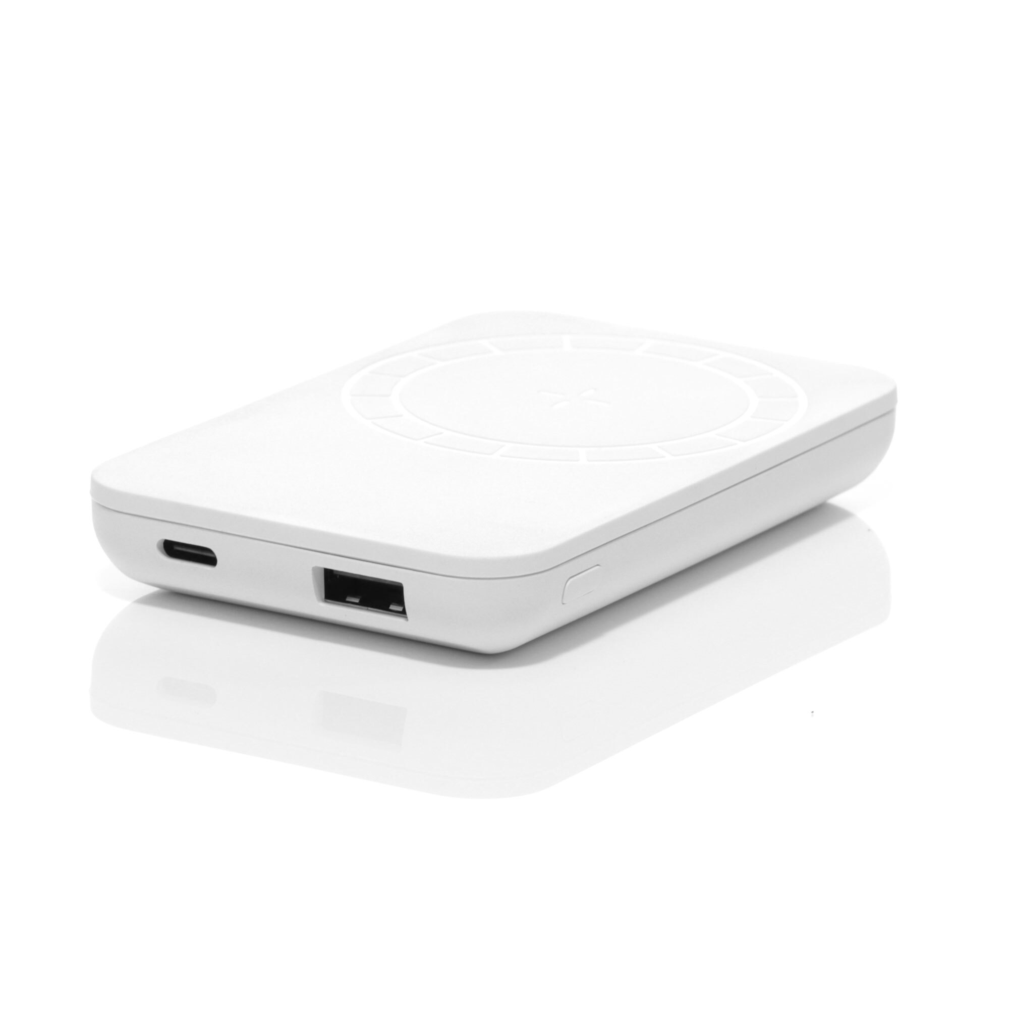 bb trading werbeartikel ag - MagSafe Wireless Powerbank Output 5V/2.1A Cap. 5'000 mAh