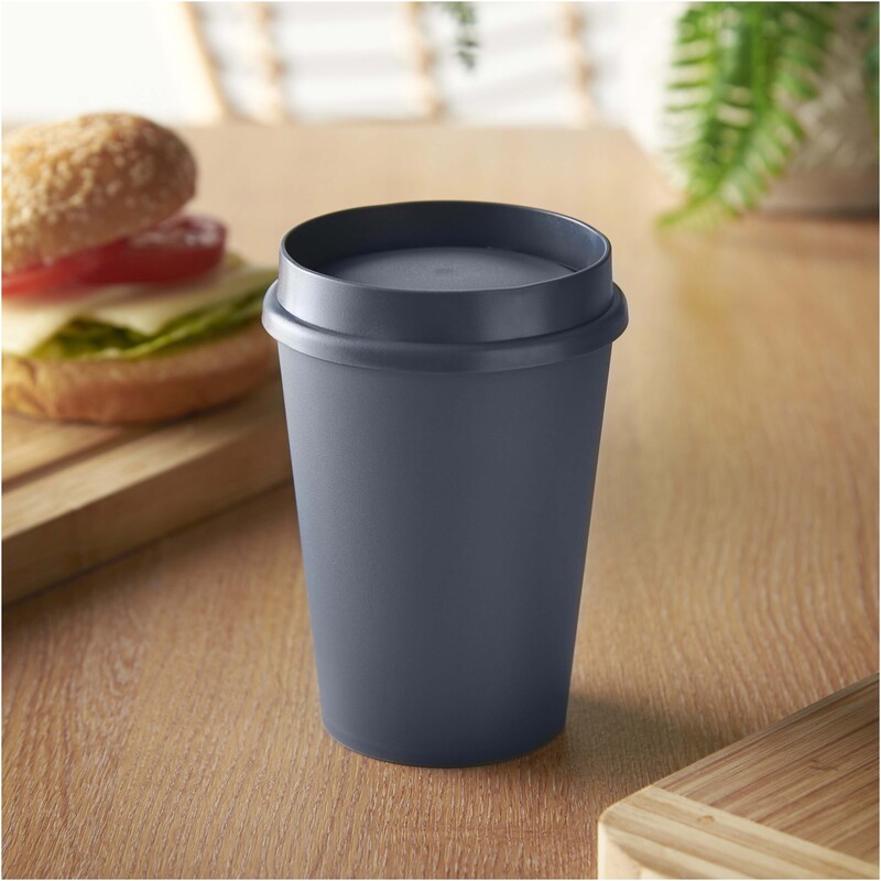 Trinkbecher aus Kunststoff 300 ml mit 360°-Deckel Made in UK mit Logo bedrucken