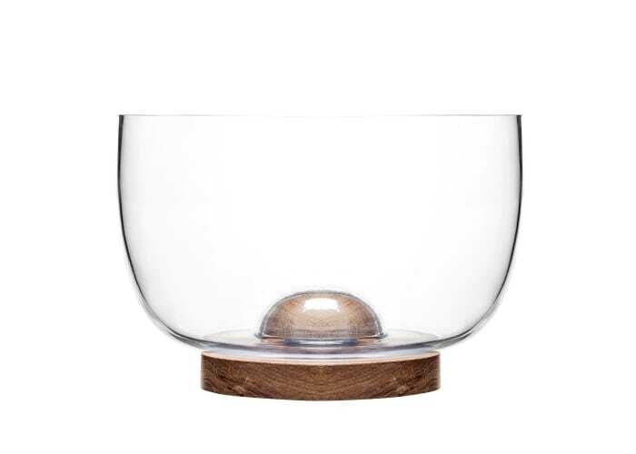 bb trading werbeartikel ag - Glass serving bowl with oak base Ø 23 x 15 cm